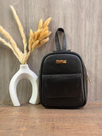 Morralito en Cuero para Mujer | Bolso Compacto Moderno y Elegante