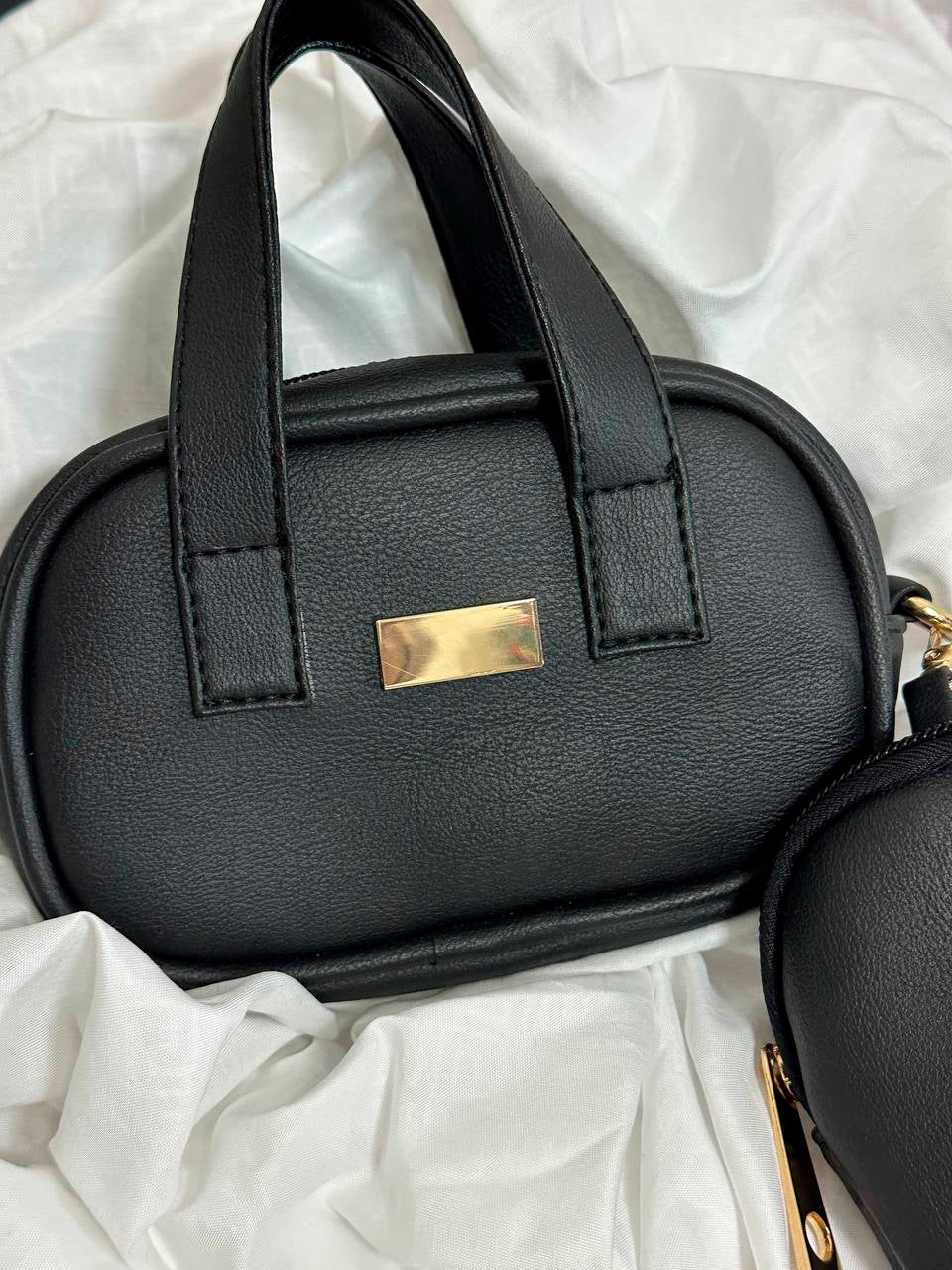 Mini Vantgard – Compacto, Elegante con Monedero