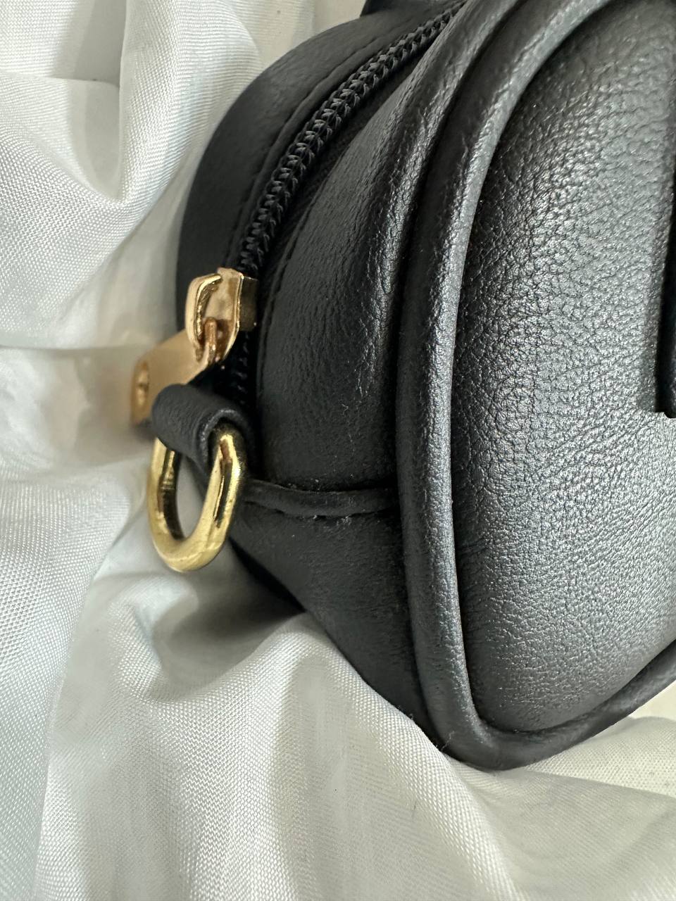 Mini Vantgard – Compacto, Elegante con Monedero